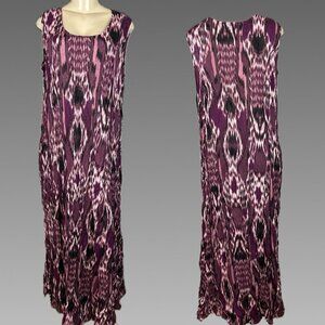 Denim 24/7 1X Purple Animal Print Rayon Crinkle Scoop Neck Sleeveless Maxi Dress